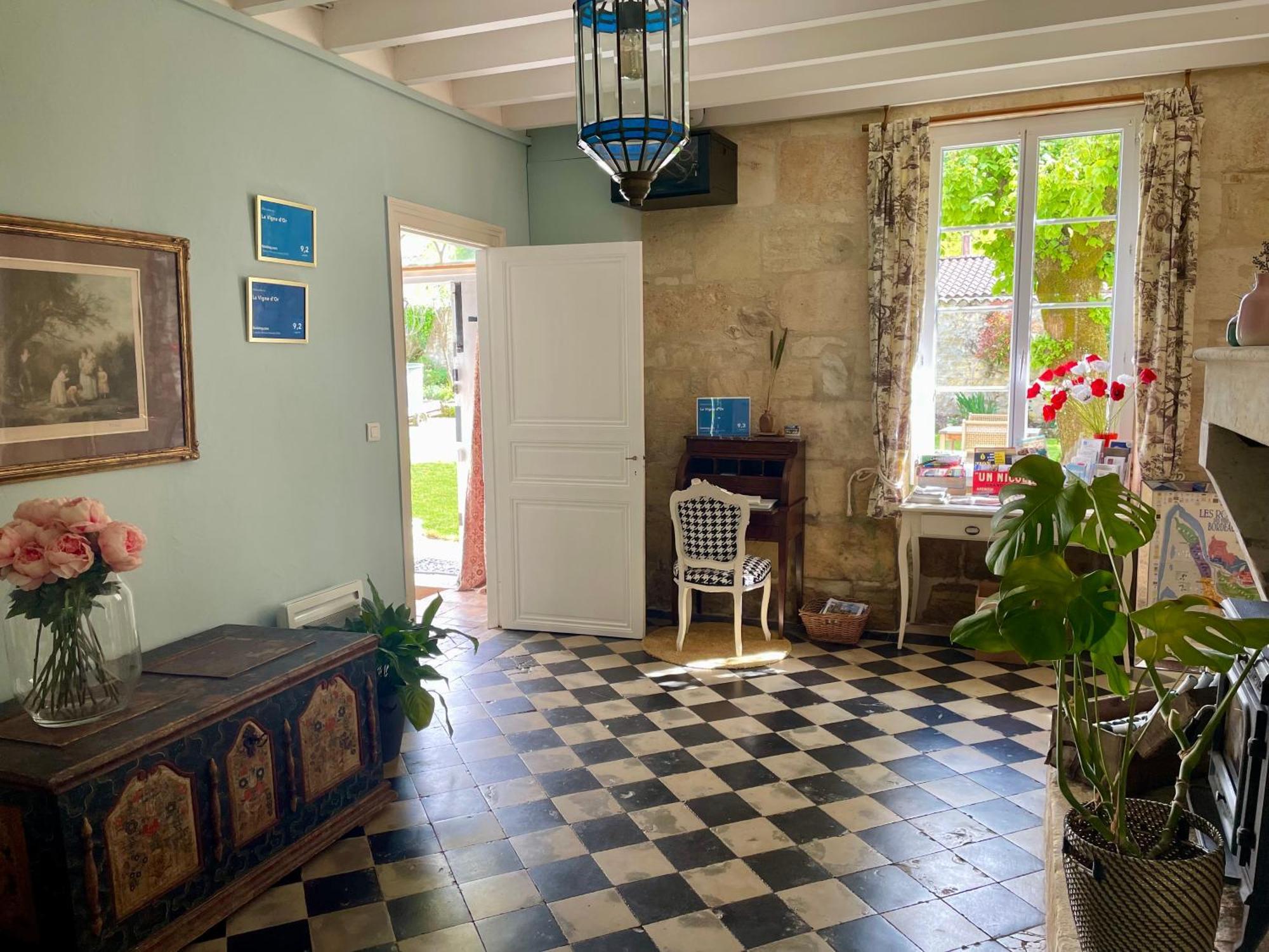 לינה וארוחת בוקר Teuillac La Vigne D'Or מראה חיצוני תמונה